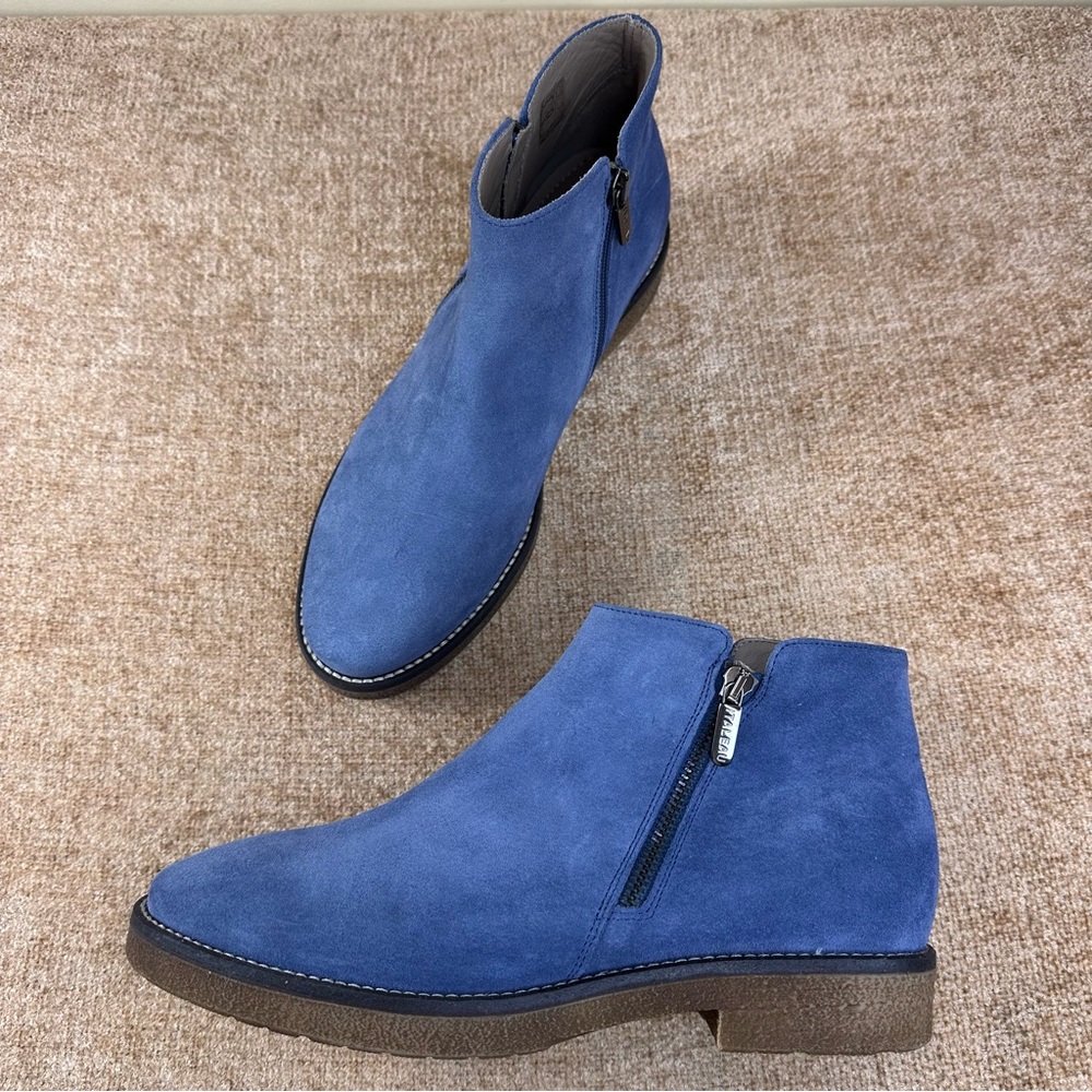 Italeau Foliana NWOT Mare Blue Suede Waterproof Booties Size 41 US 10.5